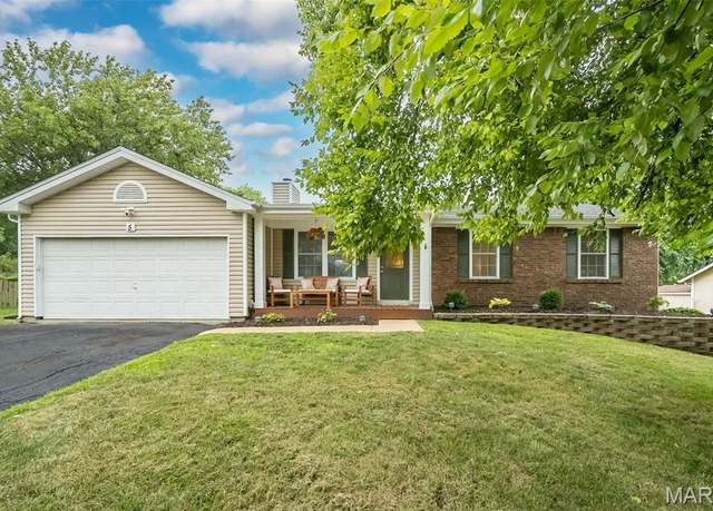 Property at 5 Bee Ridge Ct, St Peters, MO 63376, 3 beds, 3 baths
