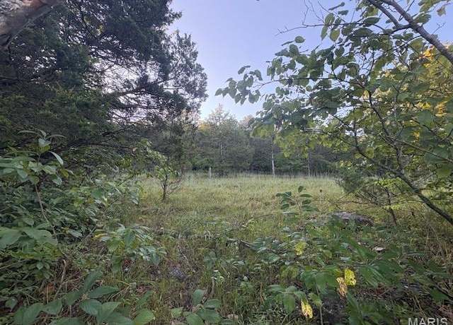 Property at 10068 Waterford Dr, Unincorporated, MO 63050