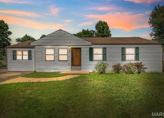 Property at 2905 Gladwood Dr, Oakville, MO 63129, 3 beds, 1 bath