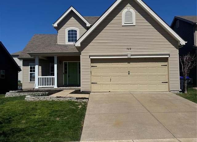 Property at 709 English Ivy, O'fallon, MO 63368, 3 beds, 2.5 baths