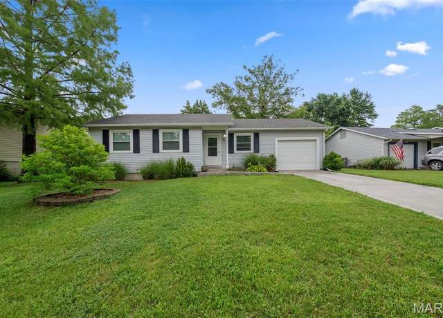 Property at 2006 Winter Hill Dr, O'fallon, MO 63366, 3 beds, 1.5 baths