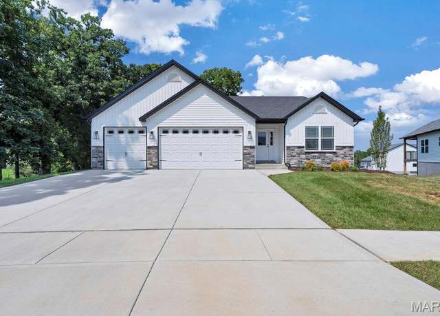 Property at 115 Timber Wind Dr, Wentzville, MO 63385, 4 beds, 3 baths