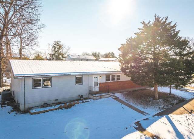 Property at 28 Kirthwood Dr, Waynesville, MO 65583, 5 beds, 1.5 baths