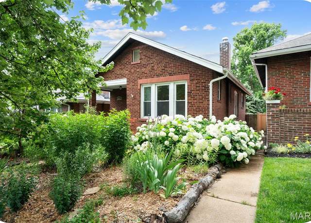 Property at 4062 Potomac St, St Louis, MO 63116, 2 beds, 1 bath