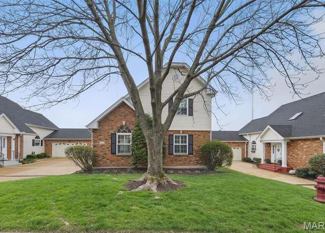 Property at 7426 Whitehall Colonial Ln, St Louis, MO 63119, 3 beds, 2.5 baths