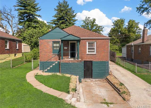 Property at 5211 Fletcher St, Jennings, MO 63136, 2 beds, 1.5 baths