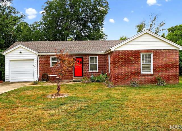 Property at 4700 Theiss Rd, St Louis, MO 63128, 2 beds, 1 bath