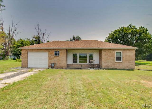 Property at 3518 Prince Rd, Alton, IL 62002, 2 beds, 1 bath