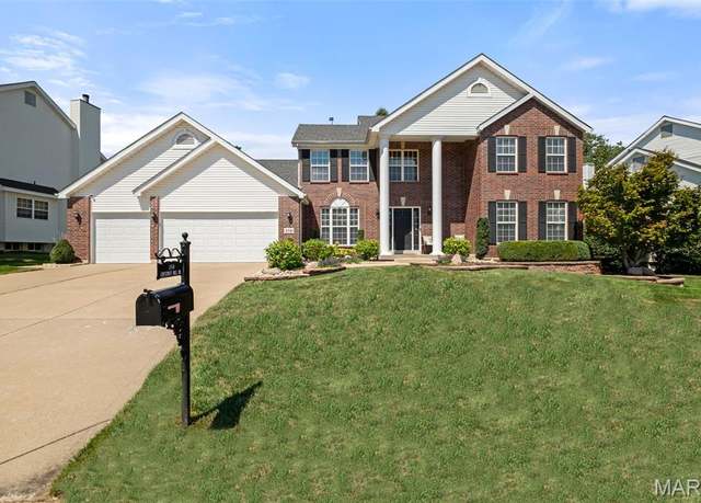 Property at 258 Chestnut Hill Dr, O'fallon, MO 63368, 4 beds, 3.5 baths