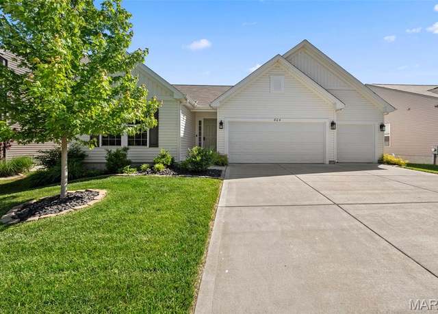 Property at 604 Old Friedens Rd, St Charles, MO 63303, 3 beds, 2 baths