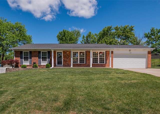 Property at 103 Morewood Dr, Manchester, MO 63011, 3 beds, 2 baths