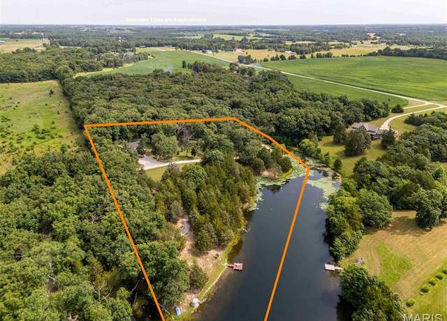 Property at 26444 Monroe Road 587, Monroe City, MO 63456, 1 bed, 2 baths