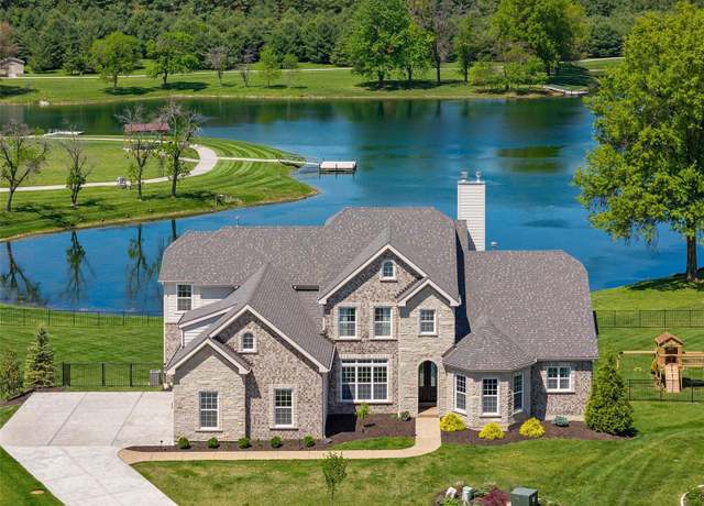Property at 17017 Prestige Lndg, Chesterfield, MO 63005, 4 beds, 4 baths