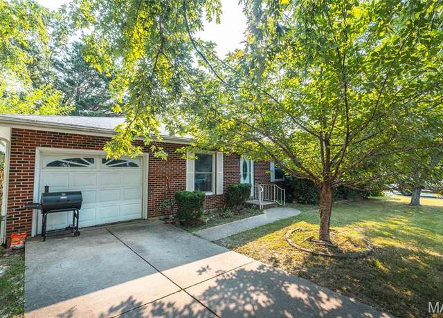 Property at 9 Dogwood Ln, Rolla, MO 65401, 3 beds, 1 bath