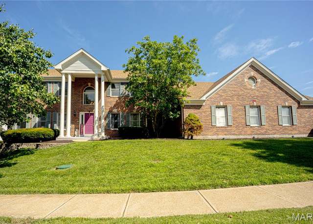 Property at 2259 Sycamore Dr, Chesterfield, MO 63017, 5 beds, 3.5 baths