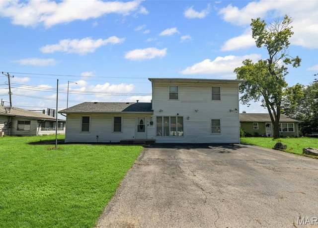 Property at 1723 Theodore Ln, Cahokia, IL 62206, 4 beds, 2.5 baths