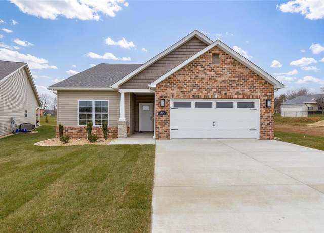Property at 625 Dogwood, Farmington, MO 63640, 3 beds, 2 baths
