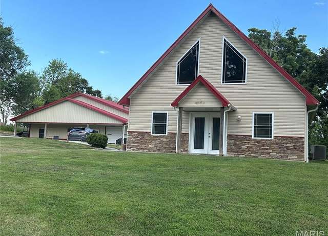 Property at 49-51-51 Terrace Ln, Hannibal, MO 63401, 2 beds, 2 baths