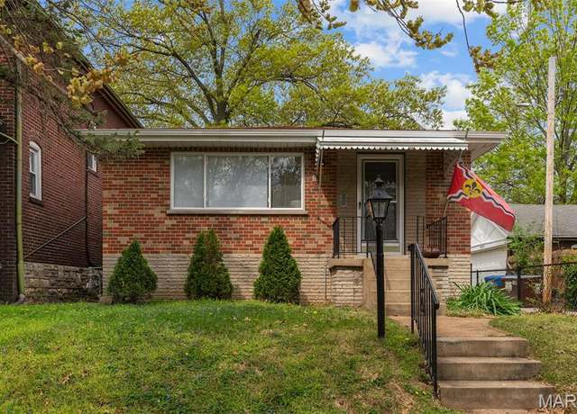 Property at 1015 Louisville Ave, St Louis, MO 63139, 3 beds, 1.5 baths