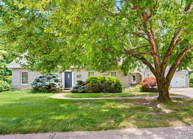 Property at 12 Forest Hl, Edwardsville, IL 62025, 4 beds, 4 baths