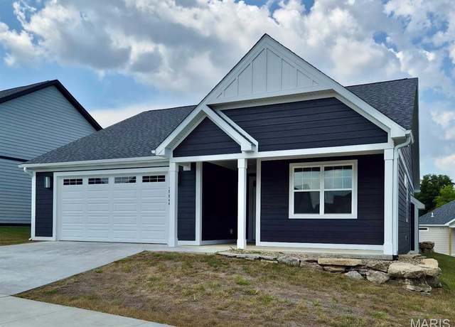 Property at 2224 Heywood Mdws, Cape Girardeau, MO 63701, 3 beds, 2 baths