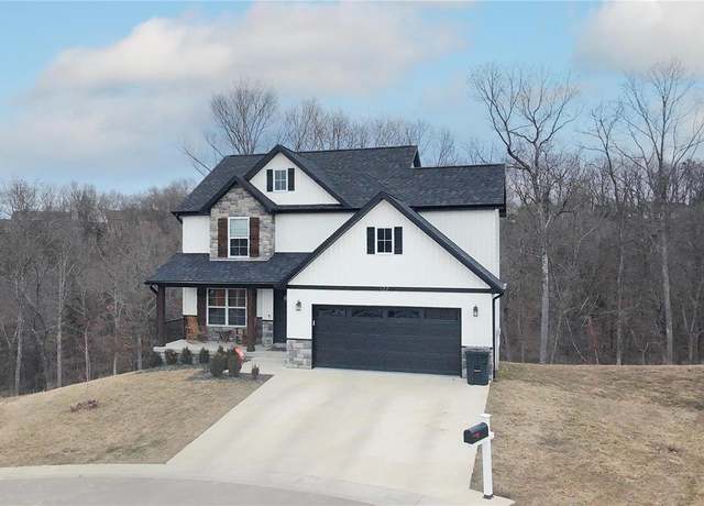 Property at 122 Alice Dr, Waynesville, MO 65583, 4 beds, 3.5 baths