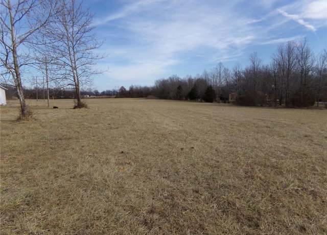 Property at 14368 N Woodlawn Ln, Wood Lawn, IL 62898