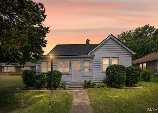 Property at 507 S 16th St, Belleville, IL 62220, 3 beds, 1 bath