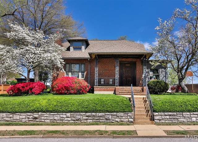 Property at 8823 Pine Ave, Brentwood, MO 63144, 4 beds, 2 baths