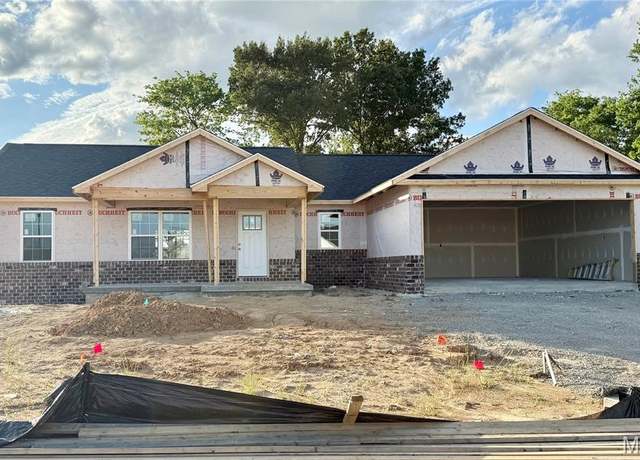 Property at 11 Bluebell Way, Jackson, MO 63755, 3 beds, 2 baths