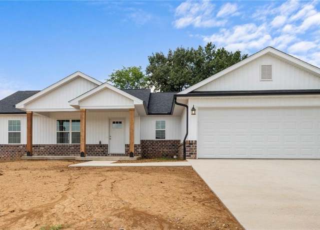 Property at 11 Bluebell Way, Jackson, MO 63755, 3 beds, 2 baths