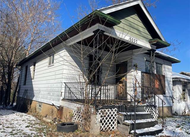 Property at 5037 Plover Ave, St Louis, MO 63120, 2 beds, 1 bath