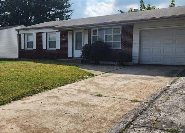 Property at 10417 Tanner Dr, St Louis, MO 63136, 3 beds, 2 baths