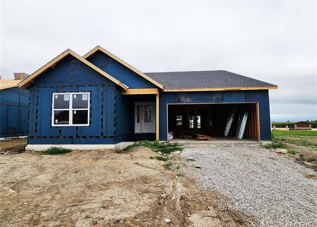 Property at 847 Topaz Ct, Mascoutah, IL 62258, 3 beds, 2 baths