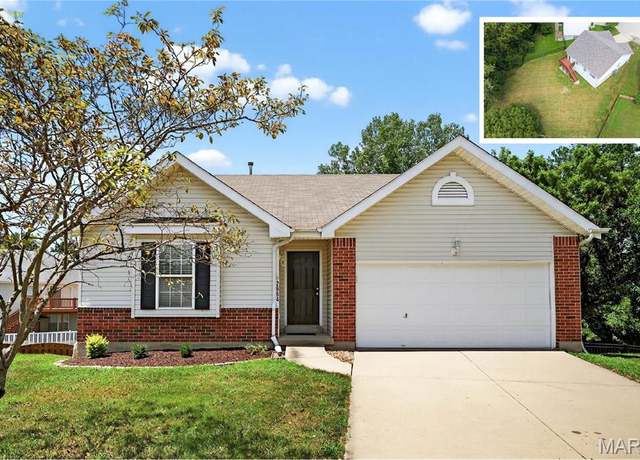 Property at 2664 Brookrun Dr, Belleville, IL 62221, 3 beds, 2 baths