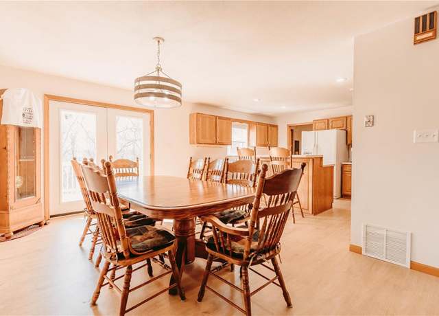 Property at 10250 Highway Mm, Dixon, MO 65459, 3 beds, 3 baths