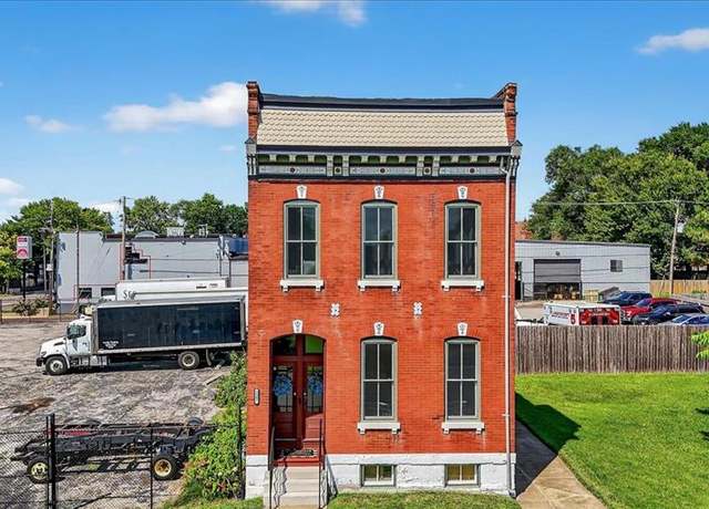 Property at 2307 Sidney St, St Louis, MO 63104, 3 beds, 2.5 baths
