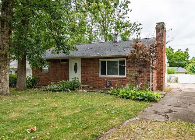 Property at 363 S Glencoe Ave, Decatur, IL 62522, 3 beds, 1 bath