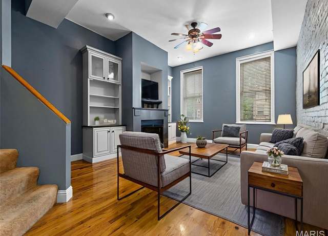 Property at 1714 S Tucker Blvd Unit D, St Louis, MO 63104, 2 beds, 1.5 baths