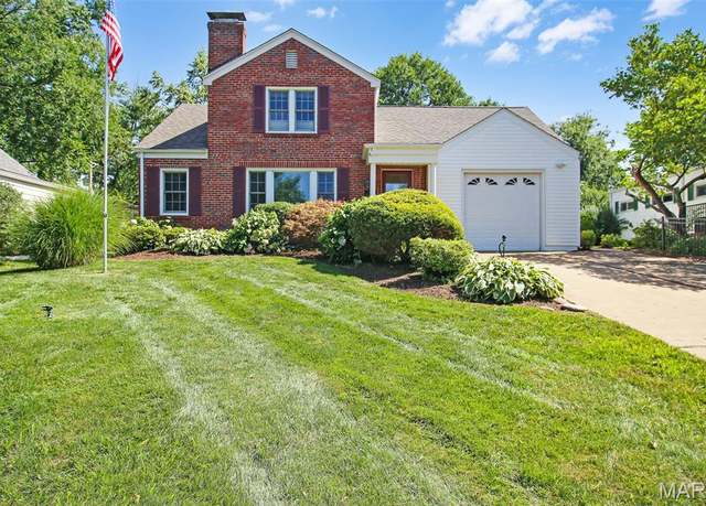 Property at 126 Manlyn Dr, St Louis, MO 63122, 4 beds, 3 baths