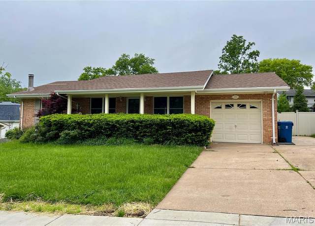 Property at 733 La Bonne Pkwy, Manchester, MO 63021, 3 beds, 1 bath