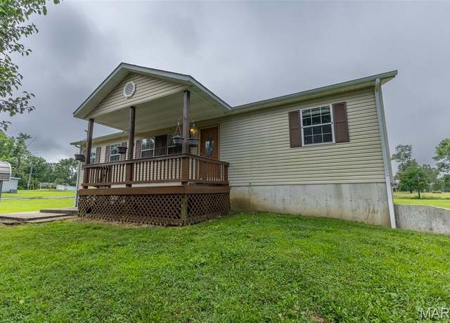 Property at 136 County Road 4415, Poplar Bluff, MO 63901, 3 beds, 2 baths