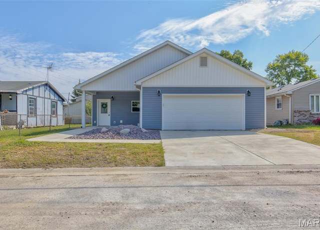 Property at 731 Dugger St, Bethalto, IL 62010, 4 beds, 3 baths