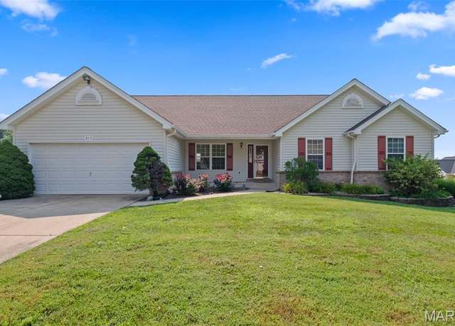 Property at 213 Black Oak Dr, St Peters, MO 63376, 4 beds, 3 baths