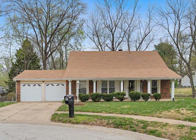 Property at 5 Calderabby Rd, Florissant, MO 63033, 4 beds, 2.5 baths