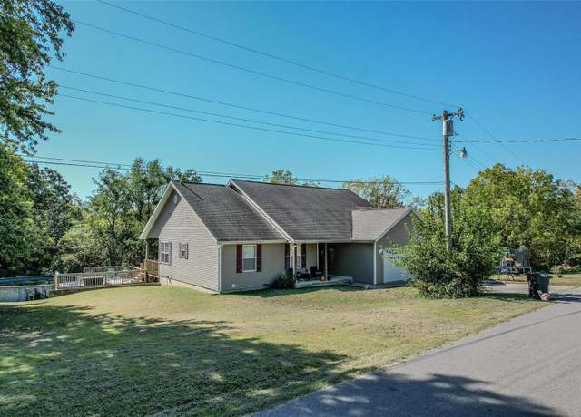 Property at 735 Dale Ln, Richland, MO 65556, 4 beds, 3 baths
