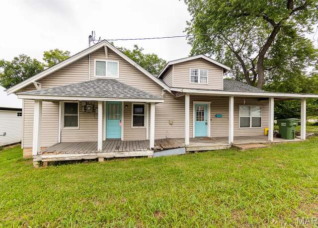 Property at 1505 Holloway St, Rolla, MO 65401, 3 beds, 2.5 baths