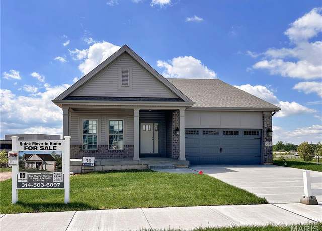 Property at 5333 Tesson Ct, St Louis, MO 63128, 2 beds, 2.5 baths
