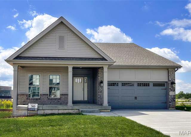 Property at 5333 Tesson Ct, St Louis, MO 63128, 2 beds, 2.5 baths