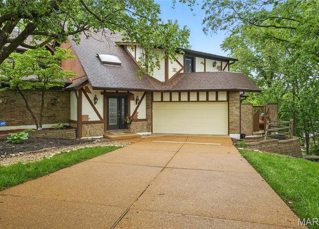 Property at 5402 Green Cedar Way, St Louis, MO 63128, 3 beds, 2 baths